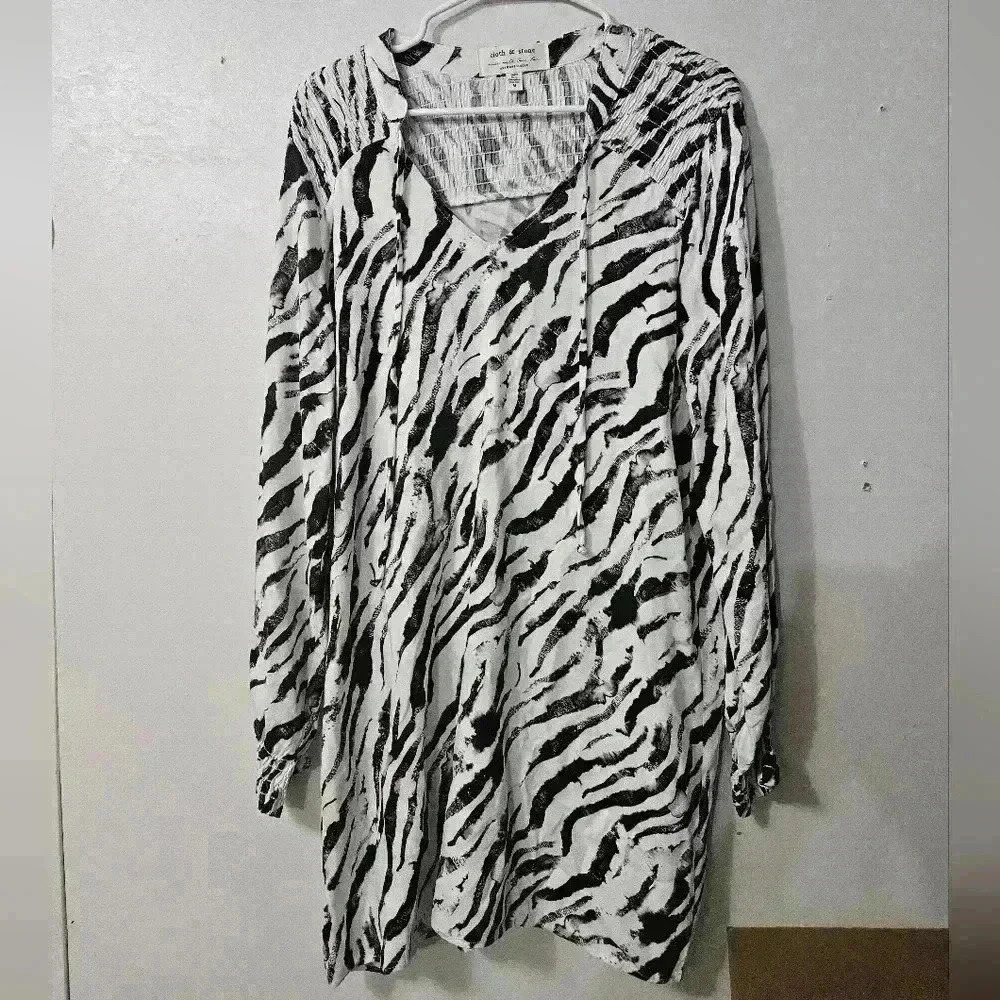 Black and white anthropologie dress!